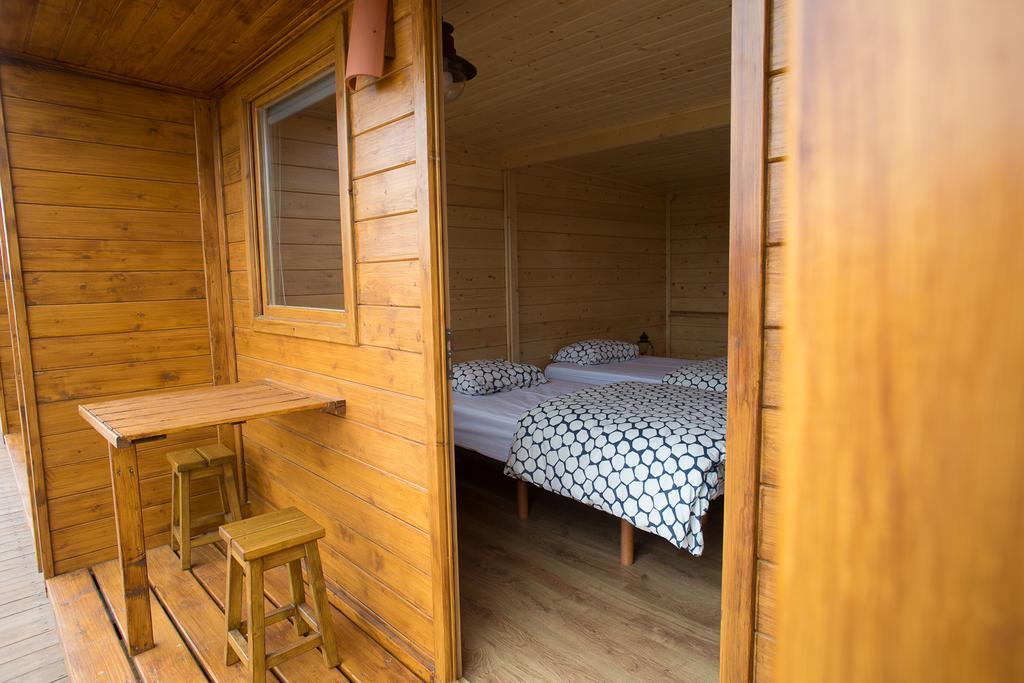 Good Feeling Hostel & Guest House Raposeira  المظهر الخارجي الصورة