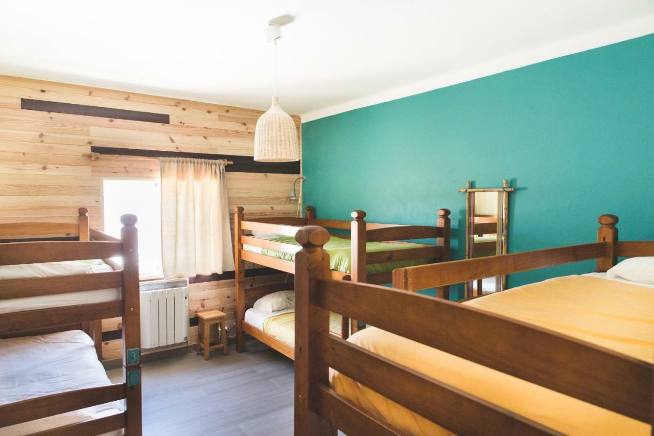 Good Feeling Hostel & Guest House Raposeira  المظهر الخارجي الصورة