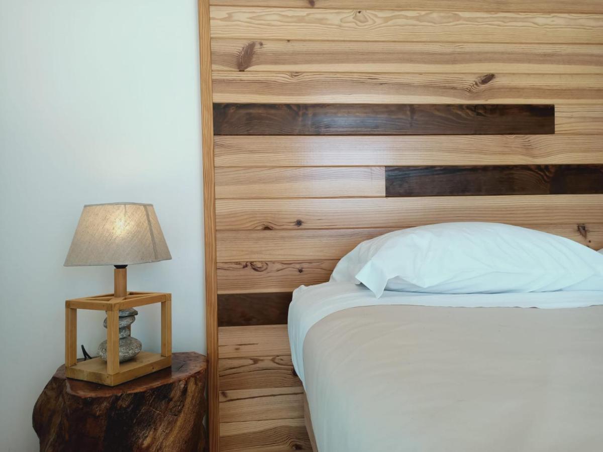 Good Feeling Hostel & Guest House Raposeira  المظهر الخارجي الصورة